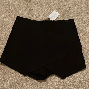 Black shorts that look like skirt from front